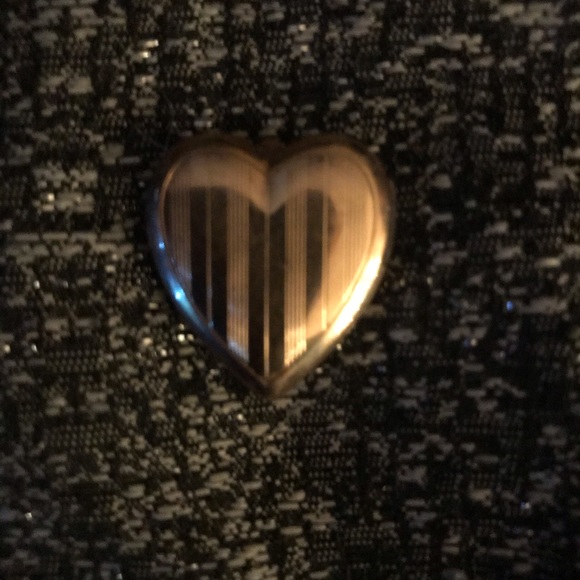 Gold Heart Locket - Picture 2 of 2